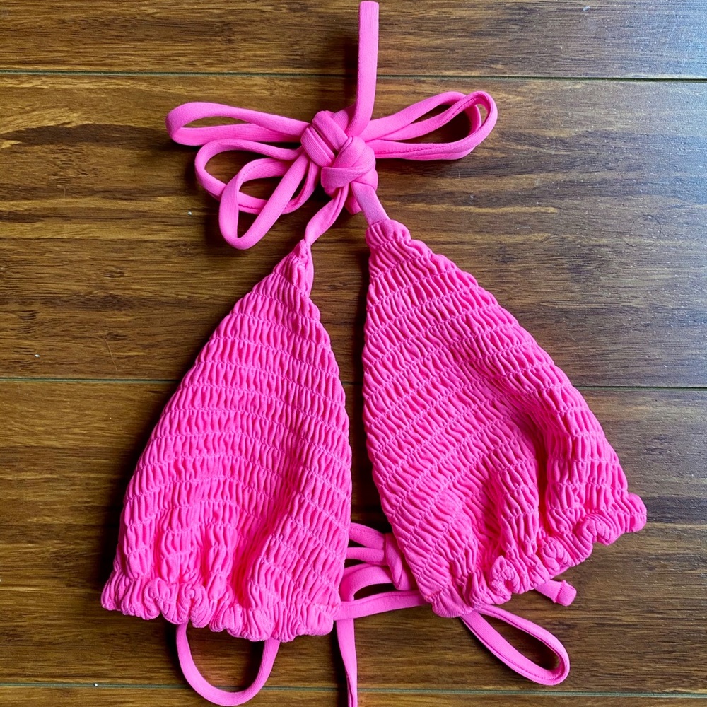 One one Swim Ariel top Small hot pink brand new!
